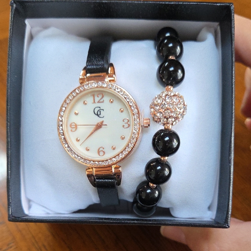 Chic Black and Rose Gold Women's Watch and Bracelet Set